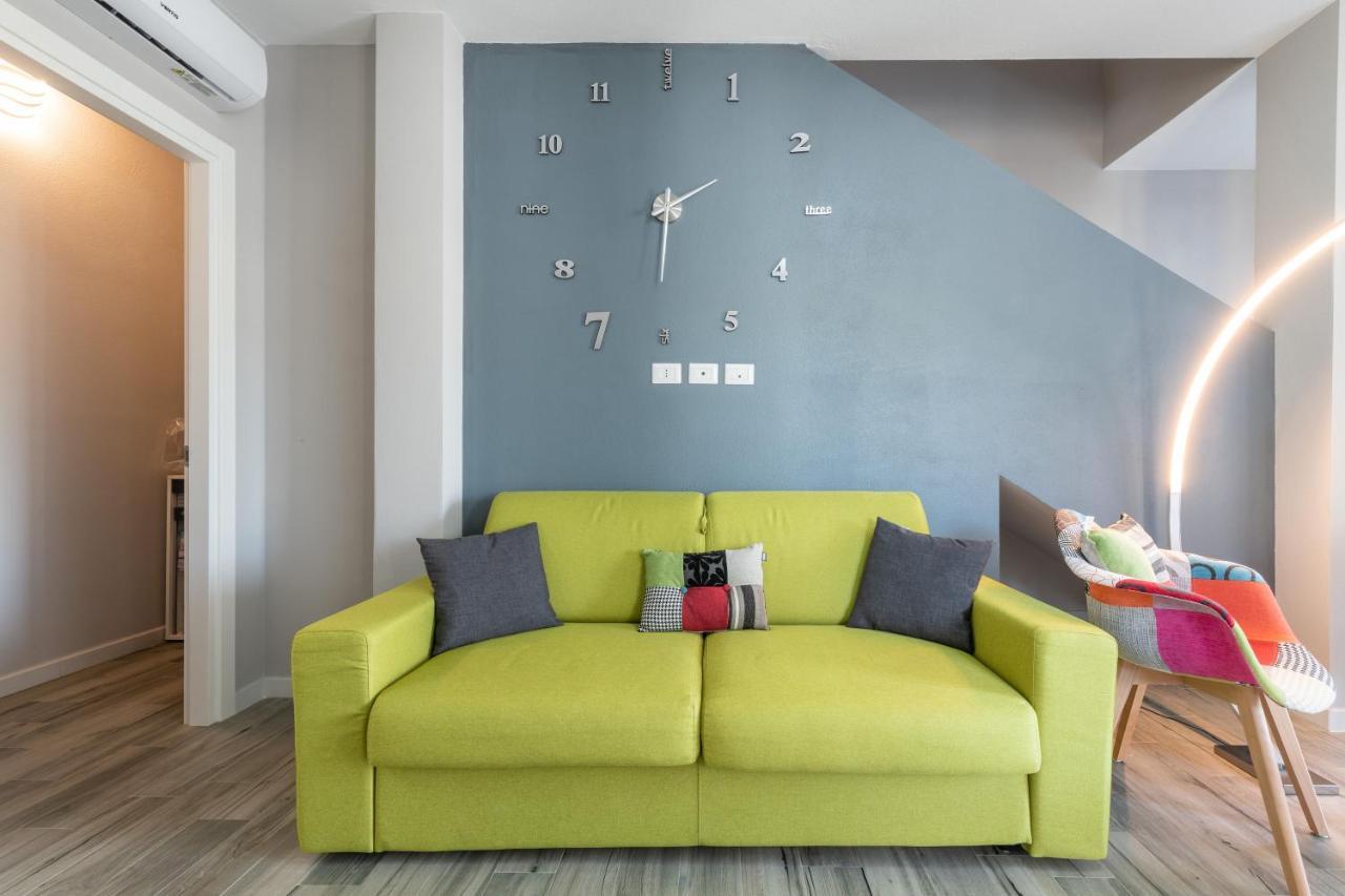 Elizabeth House * Villasimius